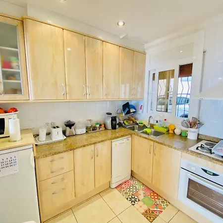 Apartment Global Immo 4088 Bj 4 Roses