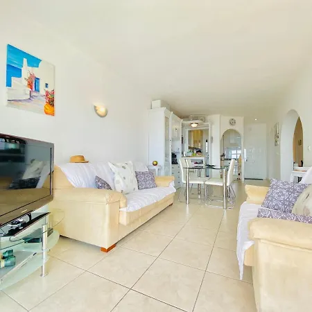 Apartment Global Immo 4088 Bj 4 Roses